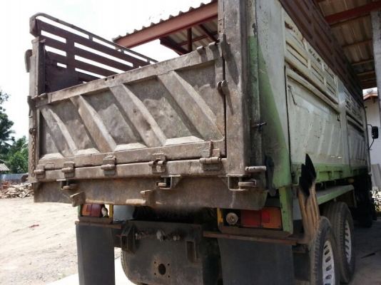 รถฮีโน่ 10 ล้อดั้ม FM3H เปลื่ยงเครื่อง 320 แรงม้า. ปี 38  สนใจติดต่อ  081 - 6079515