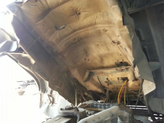 รถฮีโน่ 10 ล้อดั้ม FM3H เปลื่ยงเครื่อง 320 แรงม้า. ปี 38  สนใจติดต่อ  081 - 6079515