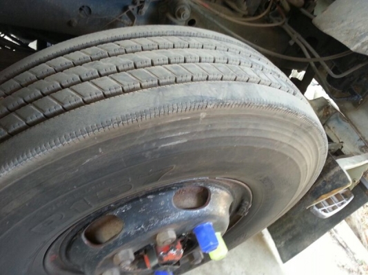 รถฮีโน่ 10 ล้อดั้ม FM3H เปลื่ยงเครื่อง 320 แรงม้า. ปี 38  สนใจติดต่อ  081 - 6079515