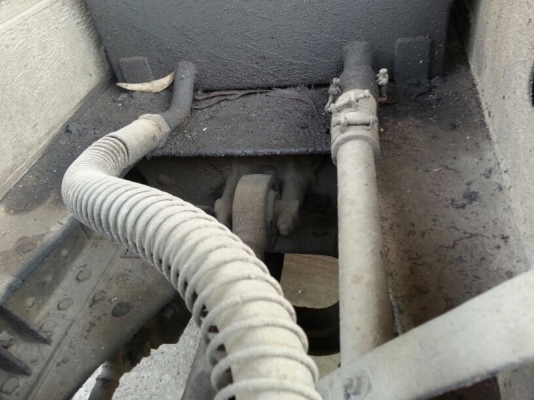 รถฮีโน่ 10 ล้อดั้ม FM3H เปลื่ยงเครื่อง 320 แรงม้า. ปี 38  สนใจติดต่อ  081 - 6079515