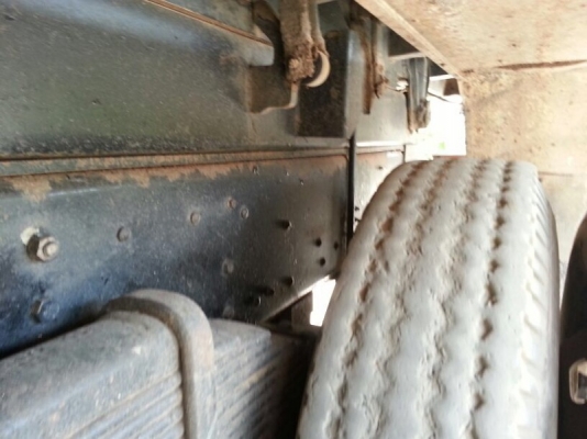 รถฮีโน่ 10 ล้อดั้ม FM3H เปลื่ยงเครื่อง 320 แรงม้า. ปี 38  สนใจติดต่อ  081 - 6079515