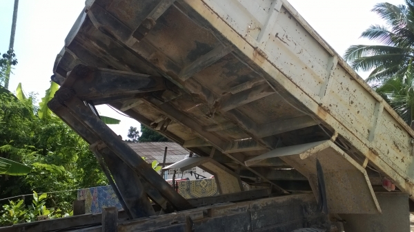 6ล้อดั้ม195แรง ISUZU FTR33F ห้างแท้..ดั้มKCยาว3.80ม รถสภาพดี เดิมๆ 6ล้อดั้ม195แรง ISUZU FTR33F ห้างแท้..ดั้มKCยาว3.80ม รถสภาพดี เดิมๆ