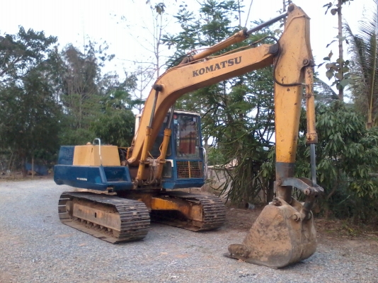 ขาย komatsu pc 100-3  ราคาถูก