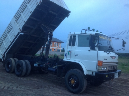 ขายรถบรรทุก 10 ล้อ 2 เพลา