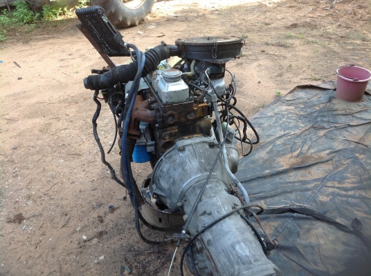 ขาย 17,500เครื่องพร้อมเกียร์ออโต้ นิสสันTD-25 สภาพดีพร้อมใช้งาน