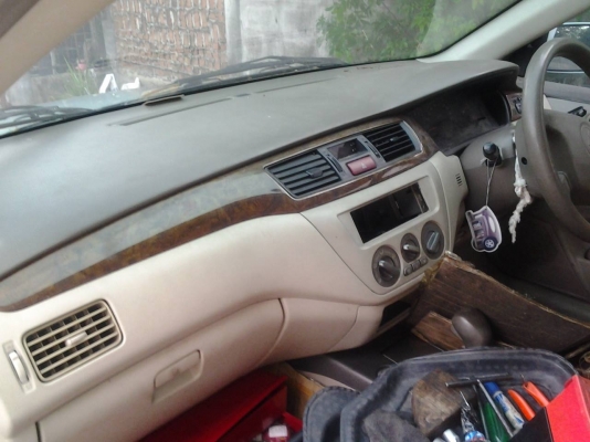 ขาย ซากมิตซู ซีเดียร์เครื่อง 1.6  ปี 03 เกียร์ออโต้