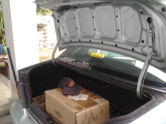 ขาย ซากมิตซู ซีเดียร์เครื่อง 1.6  ปี 03 เกียร์ออโต้