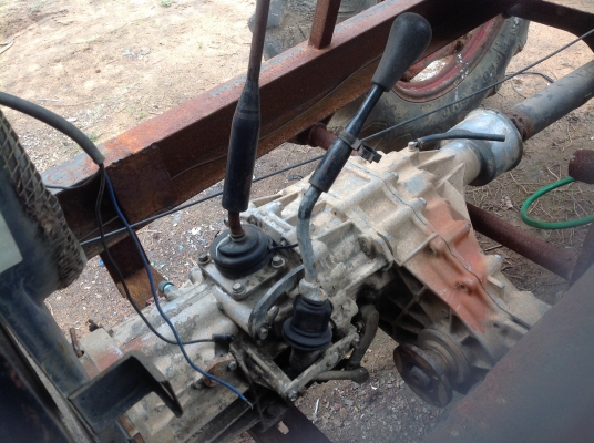 ขาย 25,000 เครื่องพร้อมเกียร์โฟร์วิน4x4 พร้อมใช้งาน Nissan-LD-20tt