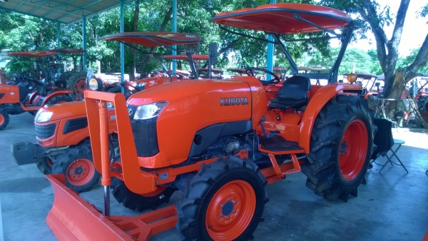 คูโบต้า L4708 พร้อม ใบมีดหน้า และ หางพรวน  มือสองถูกม๊าก มาก ราคา 450,000 บาท ดาวน์ 40000