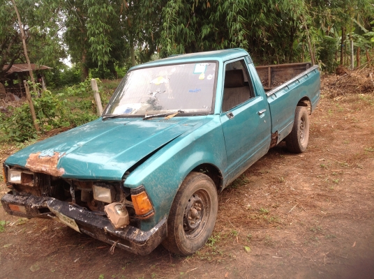 ขาย17.500 บาท รถกะบะ นิสสัน SD-22. เครื่องติดมีเล่มทะเบียน