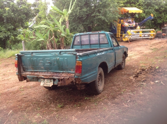 ขาย17.500 บาท รถกะบะ นิสสัน SD-22. เครื่องติดมีเล่มทะเบียน