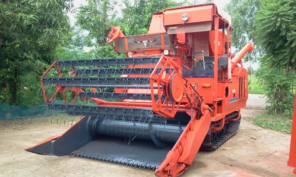 ขาย รถเกี่ยวนอก KUBOTA  AX 60  ด่วนๆ ถูกๆ