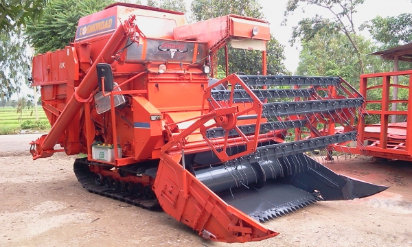 ขาย รถเกี่ยวนอก KUBOTA  AX 60  ด่วนๆ ถูกๆ