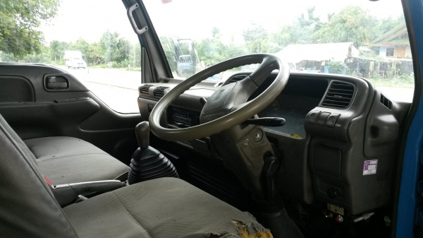 ขาย izusu ks100 หัวนอก ขาย izusu ks100 หัวนอก