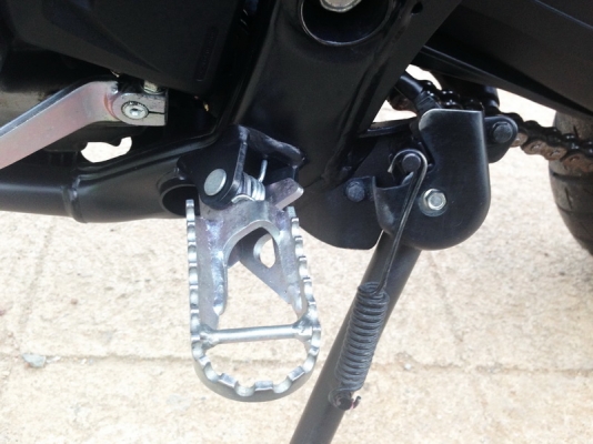 __CRF 250M ปี2013 วิ่ง 4,200 km.ใหม่ๆ $ 110,000__