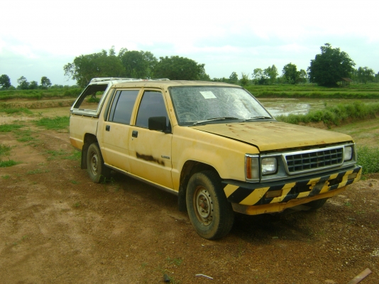 มิตชู  4 ประตู  รถประมูล  65,000  บาท