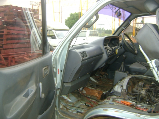 ตู้หัวจรวด  เครื่อง 2,500  ราคา  135,000  บาท