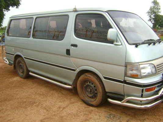 ตู้หัวจรวด  เครื่อง 2,500  ราคา  135,000  บาท