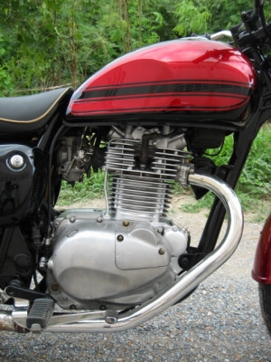 ขาย kawasaki estella 250 ประกอบใหม่เอกสารอินวอยท์ออกชื่อคนซื้อ