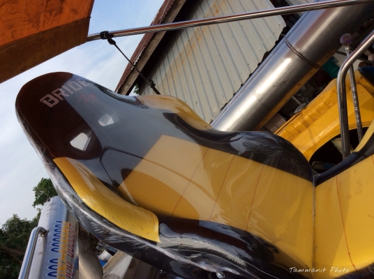 ขายรถเกี่ยวศิษย์เจริญการช่าง