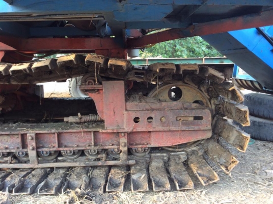 ขายรถเกี่ยวศิษย์เจริญการช่าง