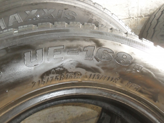 ยาง MAXXIS 215/75R16 ปี10 ผ้าใบ 8 ชั้น สวยๆ 4 เส้น ราคา 2000 บาท