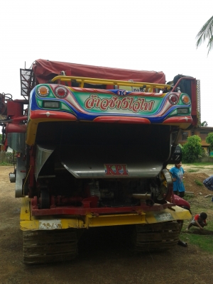 ขายรถเกี่ยวเกษตรพัฒนา รุ่นจ้าวช้างไวไฟ ปี56