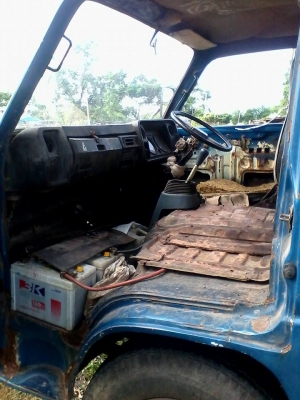 ขายรถ6ล้อ เคน2 ตั้น ตามสภาพ ใช้งานได้ ทะเบียนขาด ตั้งแต่ พ.ศ2552 คัสซี่ไม่ผุ
