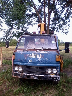 ขายรถ6ล้อ เคน2 ตั้น ตามสภาพ ใช้งานได้ ทะเบียนขาด ตั้งแต่ พ.ศ2552 คัสซี่ไม่ผุ