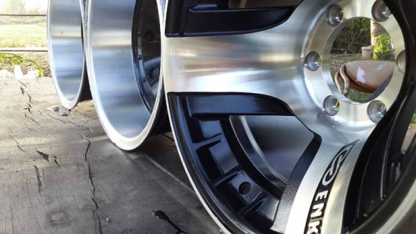 ขายล้อ ENKEI 15x10 นิ้วลึกๆล้นๆ