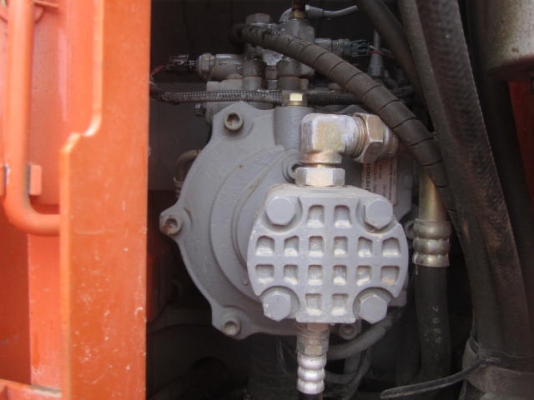 ขายด่วน Hitachi ZX135ใบแทรค 70 ปี 2005 เก่าญี่ปุ่นยังไม่เคยใฃ้งานในไทย สภาพสวยมาก ๆๆ ขายด่วน Hitachi ZX135ใบแทรค 70 ปี 2005 เก่าญี่ปุ่นยังไม่เคยใฃ้งานในไทย สภาพสวยมาก ๆๆ