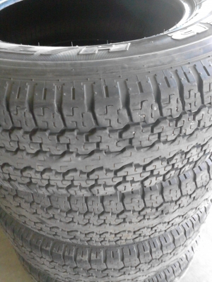 245/70R16 BRIDGE STONE DUELER H/T 840 มีชุด 4 เส้น โทร.081-427-3941 245/70R16 BRIDGE STONE DUELER H/T 840 มีชุด 4 เส้น โทร.081-427-3941