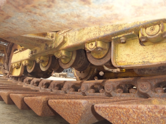 ขายด่วน รถแทรคเตอร์ตีนตะขาบ MITSU BISHI  BD2็H ใบแทรค 70 เกียร์ตัดใช้งานน้อยมาก 1100 ชม. นำเข้าจากญี่ปุ่นโดยตรงยังไม่เคยใช้งานในไทย ใช้งานมา 14xx  ชม. สภาพสวย  ถึงไทยเร็ว ๆๆนี้