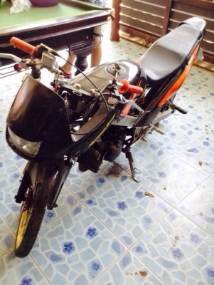 Honda beat (เครื่องไม่ติด) มีเล่ว ทะเบียนพร้อมโอน