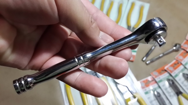 ด้ามก็อกแก็ก เล็กๆ ขนาด2 หุน