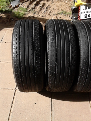 255/70R15 MAXXIS BRAVO 600 H/P มี ชุด 4 เส้น TEL.081-427-3941 255/70R15 MAXXIS BRAVO 600 H/P มี ชุด 4 เส้น TEL.081-427-3941