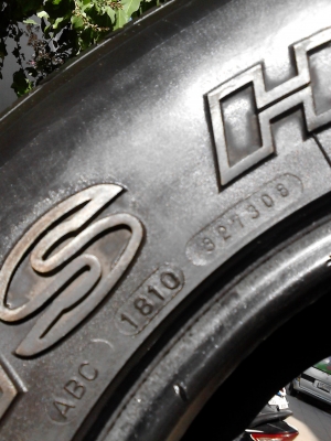 255/70R15 MAXXIS BRAVO 600 H/P มี ชุด 4 เส้น TEL.081-427-3941 255/70R15 MAXXIS BRAVO 600 H/P มี ชุด 4 เส้น TEL.081-427-3941