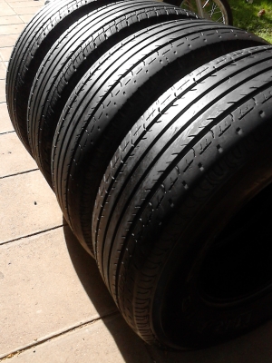 255/70R15 MAXXIS BRAVO 600 H/P มี ชุด 4 เส้น TEL.081-427-3941 255/70R15 MAXXIS BRAVO 600 H/P มี ชุด 4 เส้น TEL.081-427-3941
