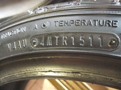 ยาง Falken 165/50/15 ปี 11