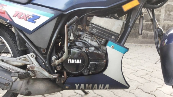 *** ขาย RX-Z สภาพนางฟ้า วิ่งน้อยมาก รถไม่ค่อยได้ใช้ มือเดียวออกห้างฯ 9,900***