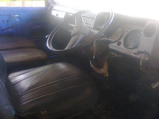 ขายรถดั้มหกล้อมิตซู 295000บาท