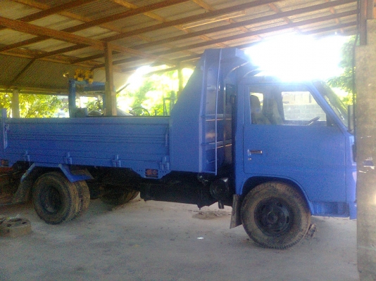 ขายรถดั้มหกล้อมิตซู 295000บาท