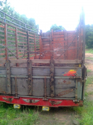 ขายกะบะสิบล้อยกลงจากฮีโน่ ราคา 50000บาท