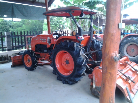 ขาย KUBOTA รุ่น L4708 อุปกรณ์ 3 อย่างครบ สภาพดี ทะเบียน พร้อมโอน ขาย KUBOTA รุ่น L4708 อุปกรณ์ 3 อย่างครบ สภาพดี ทะเบียน พร้อมโอน