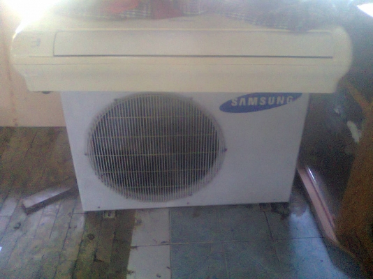 ขายแอร์บ้าน ซัมซุง 9000บาท