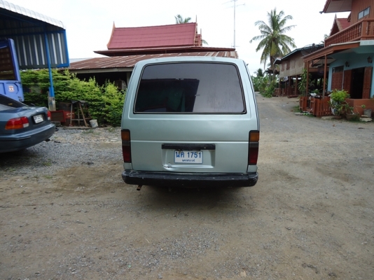 รถตู้  Toyota  hiace  2 คันคับ