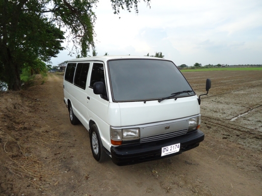 รถตู้  Toyota  hiace  2 คันคับ