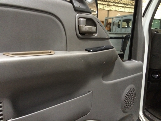 ขายรถ6ล้ออีซูซุ NPR 140แรง ติดเครนยูนิค 2.9 ตัน 4 ปลอก รถมือสองสภาพดีจากญี่ปุ่น จดทะเบียนใหม่ พร้อมใช้