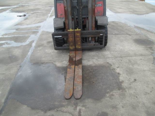 ขายรถ FORK LIFT  ดีเซล ยี่ห้อ  LINDE