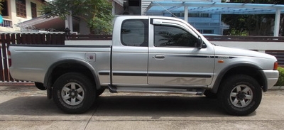 ขาย Ford Ranger เครื่อง J คิดแกส LPG หัวฉีด สภาพสวย